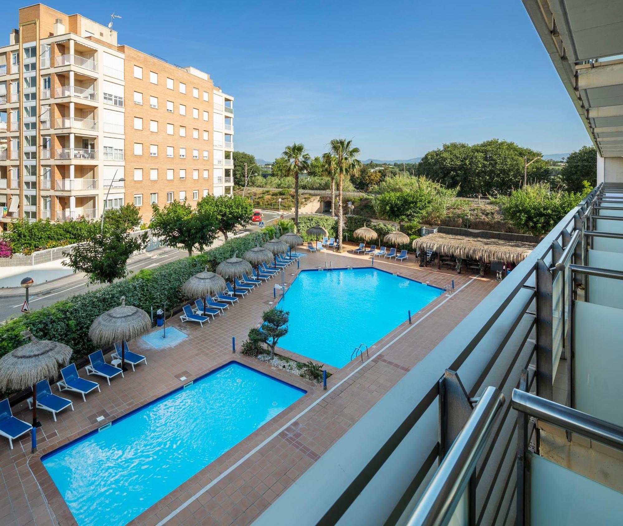 SOL PORT CAMBRILS HOTEL КАМБРИЛЬС 4* (Испания) - от 16117 RUB | NOCHI